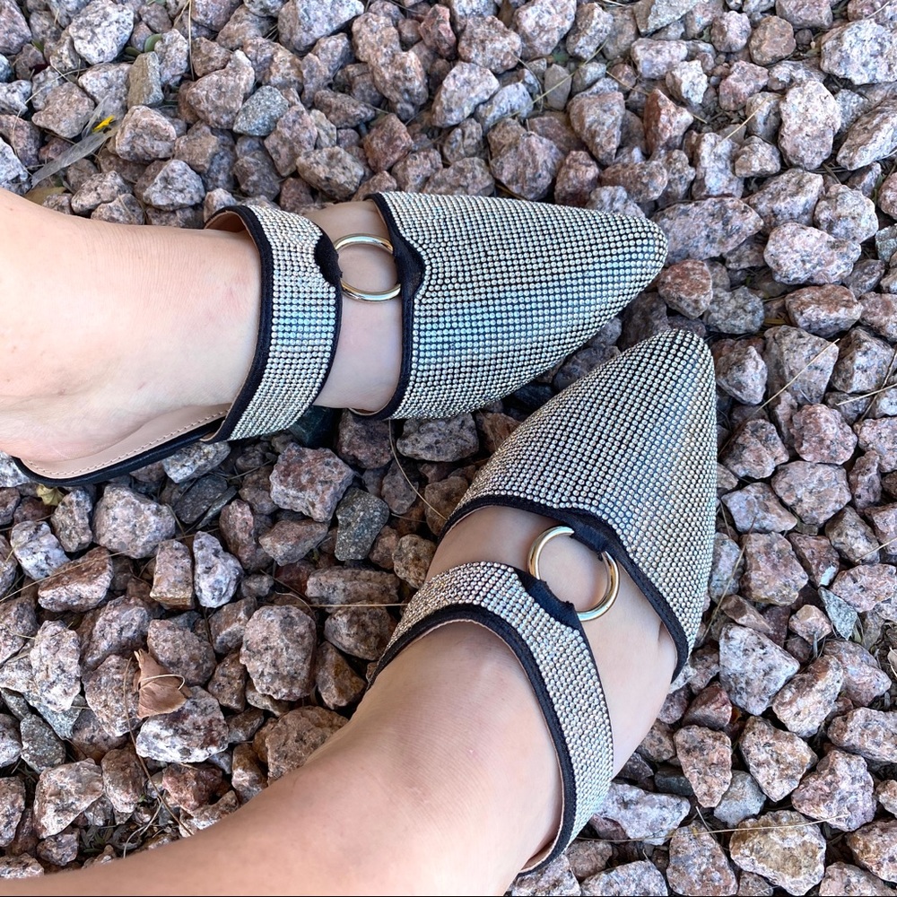 NIB Bling Rhinestone Sparkly Ring Mules Flats